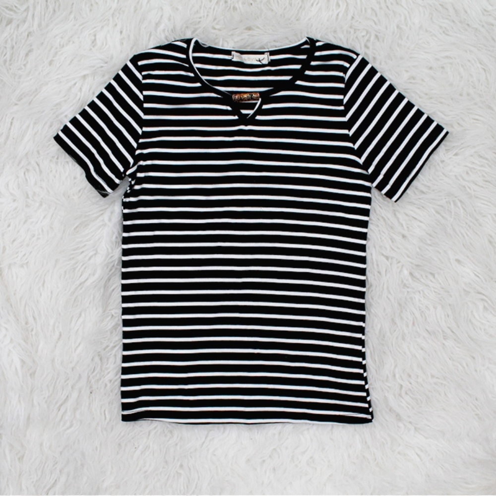 Striped‎ Black To-Shirt